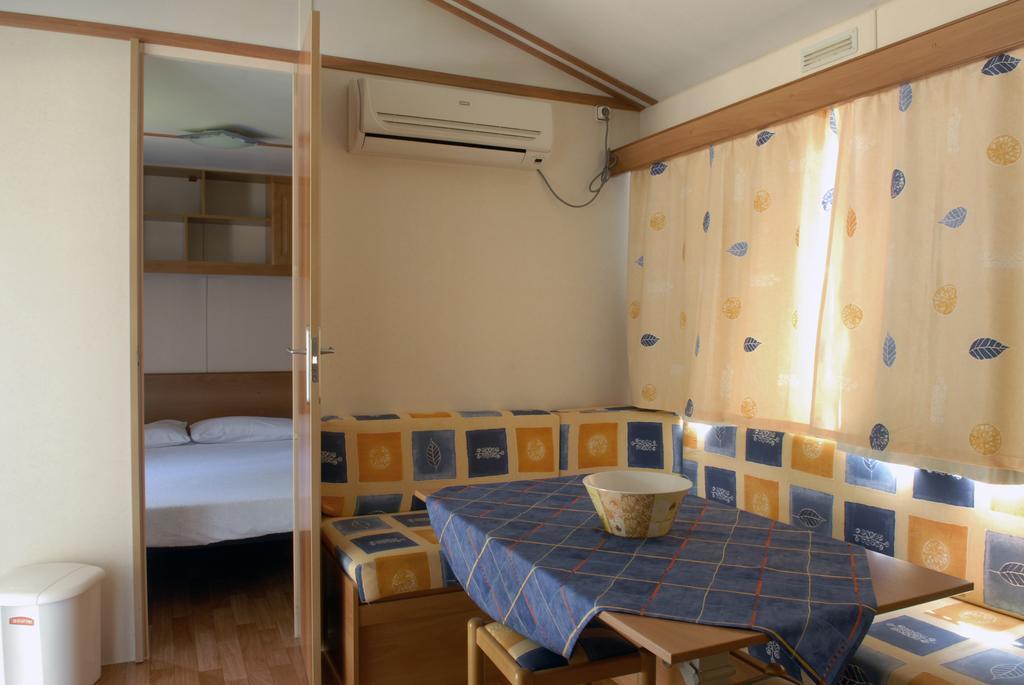 Camping La Rocca Manerba del Garda Dış mekan fotoğraf