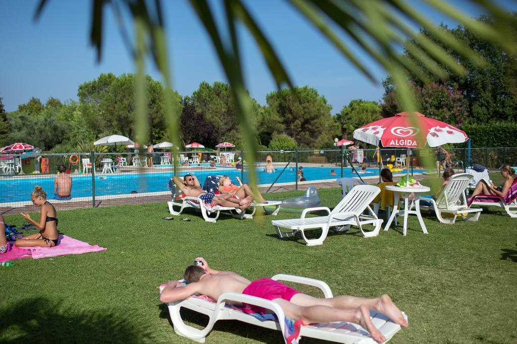 Camping La Rocca Manerba del Garda Dış mekan fotoğraf