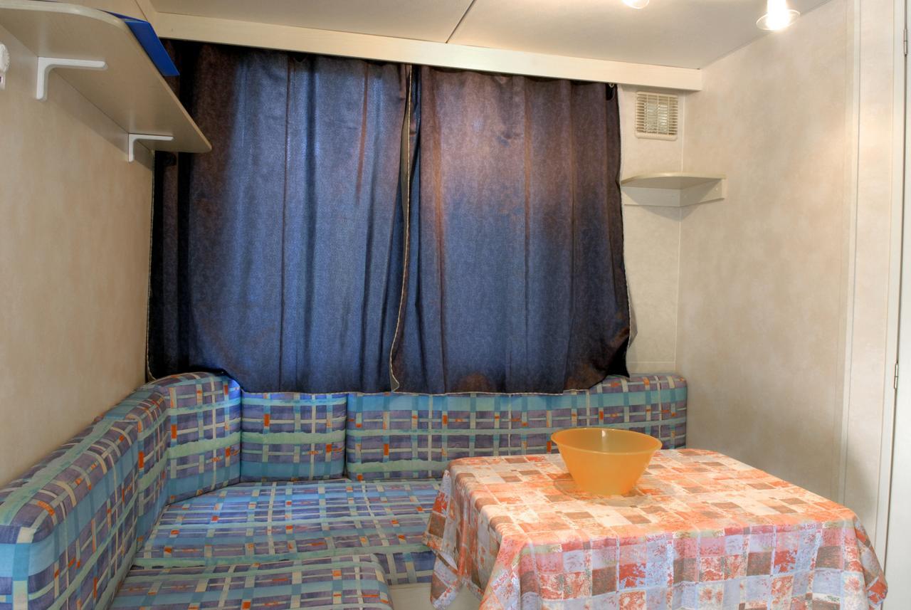 Camping La Rocca Manerba del Garda Dış mekan fotoğraf